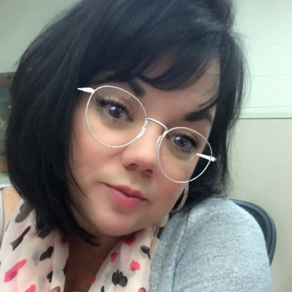 Meet your Posher, Della